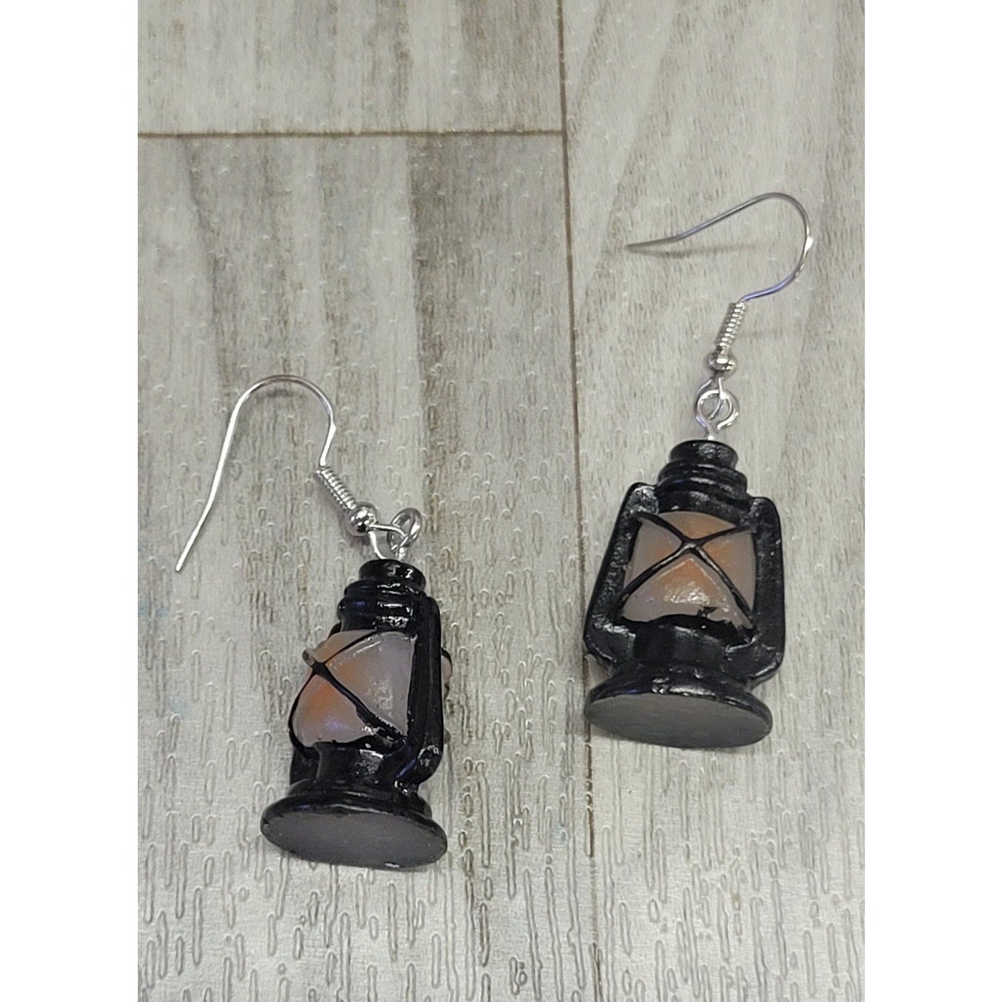 Lantern dangle earrings