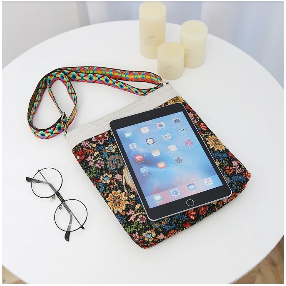 Ethnic Style Elephant Diagonal Canvas bag