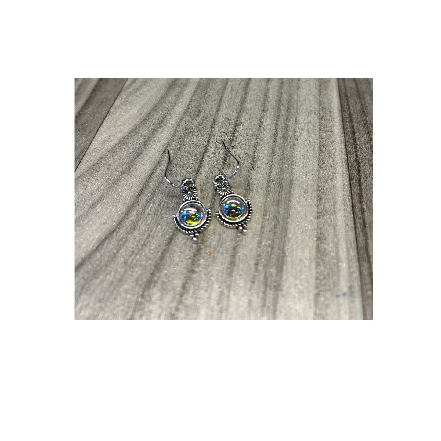 Silver Round stone drop earrings