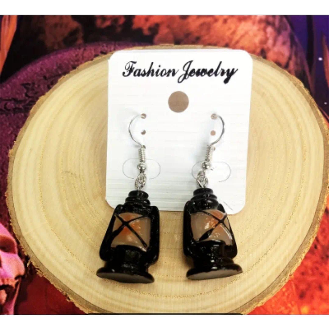 Lantern dangle earrings