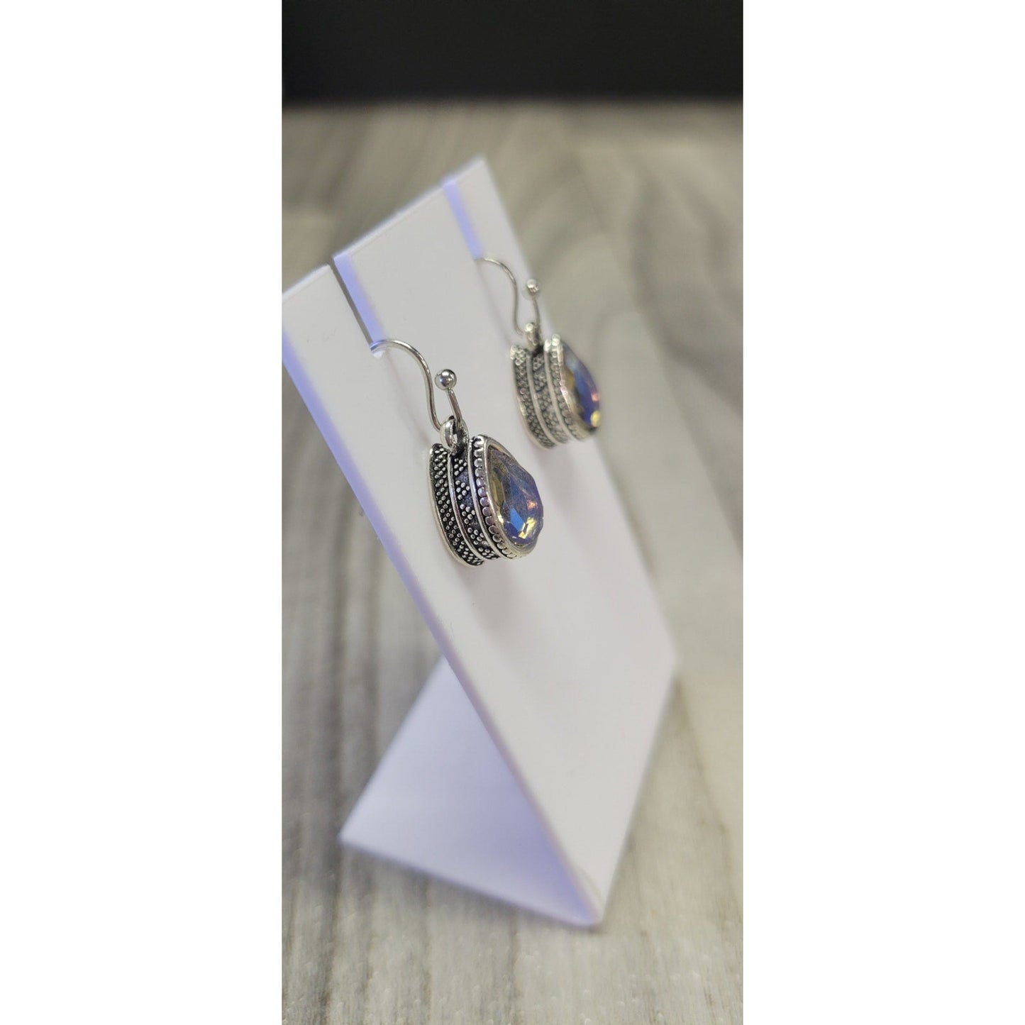 Vintage style drop leaf earrings