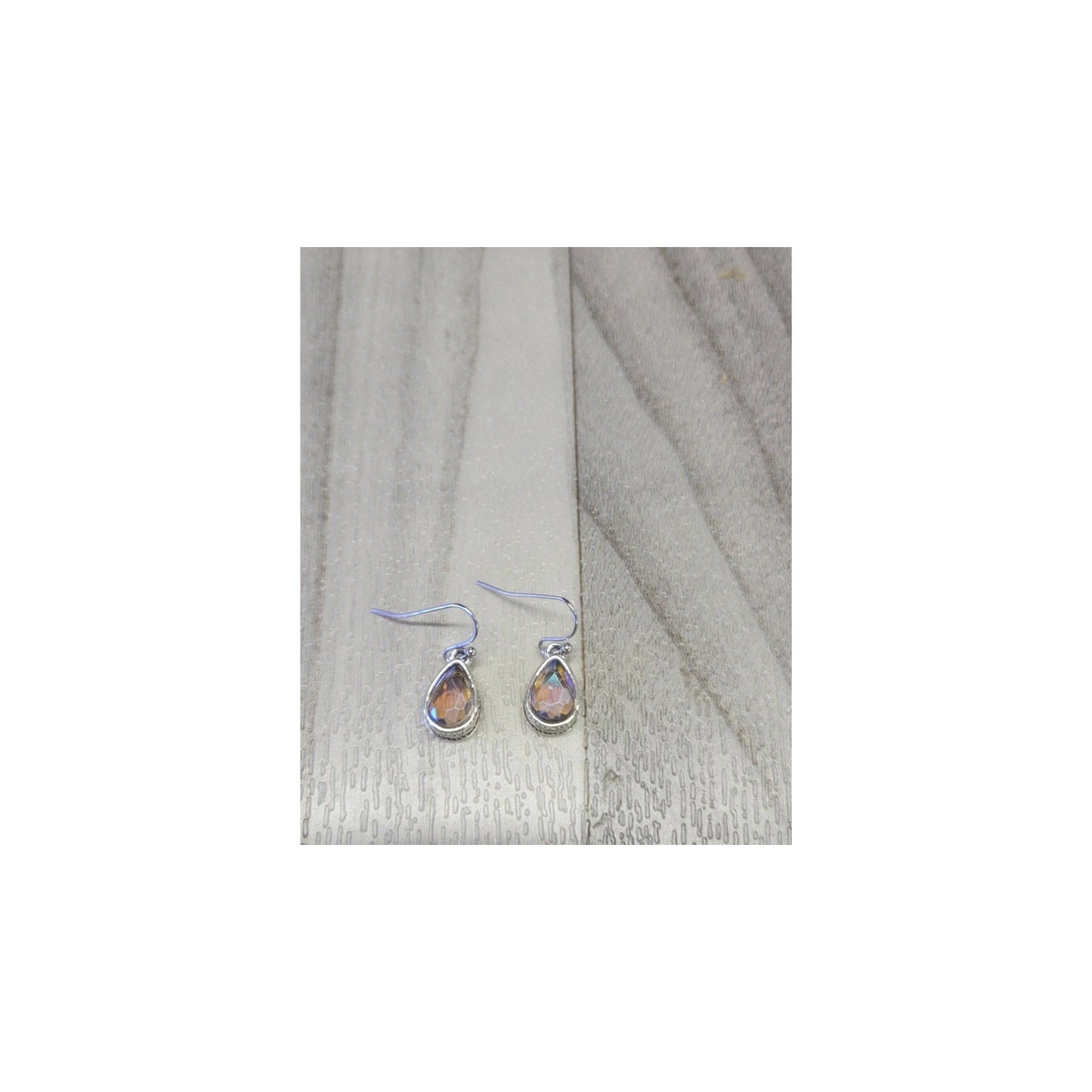 Vintage style drop leaf earrings